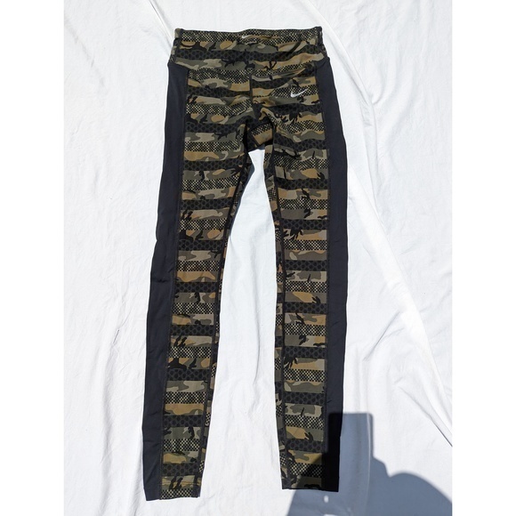 Nike Pro Dri-Fit Legging Camo - Perfect Condition - Picture 1 of 4